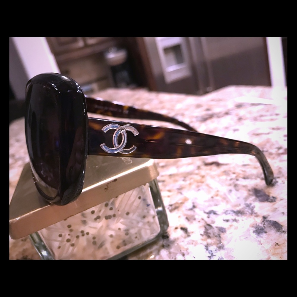 Rare Chanel Tortoise Polarized Sunglasses 5183